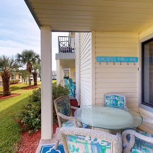 Sandprints Apartment